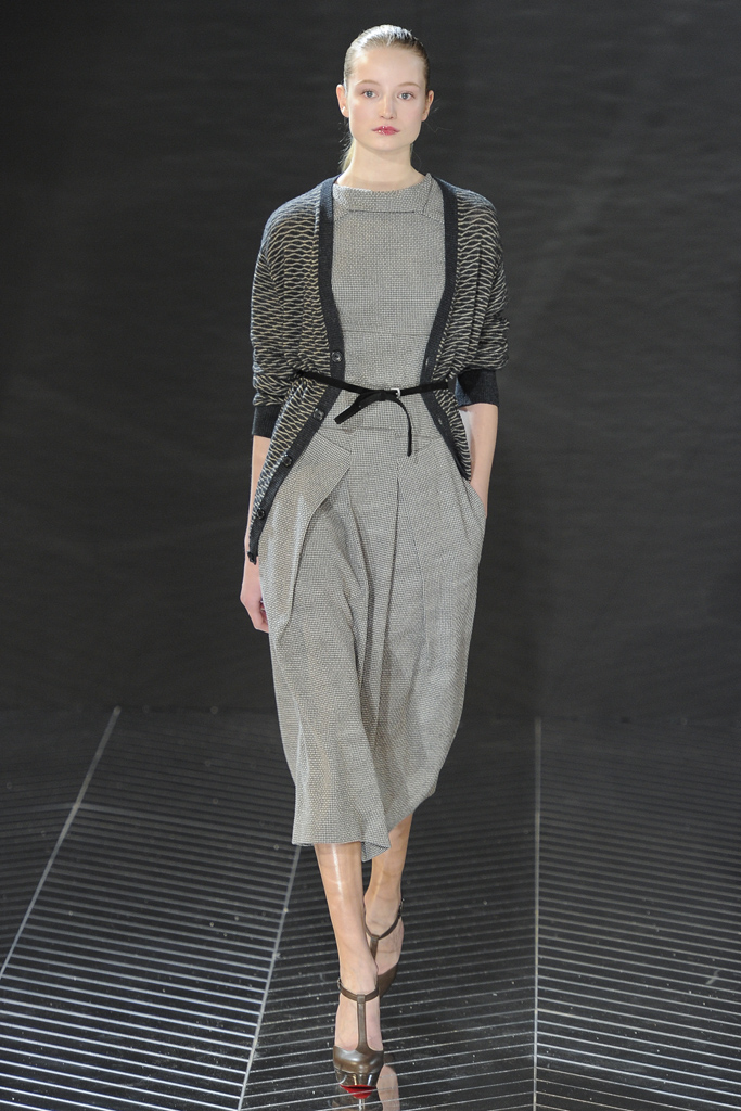 Roland Mouret 2011ﶬ DƬ