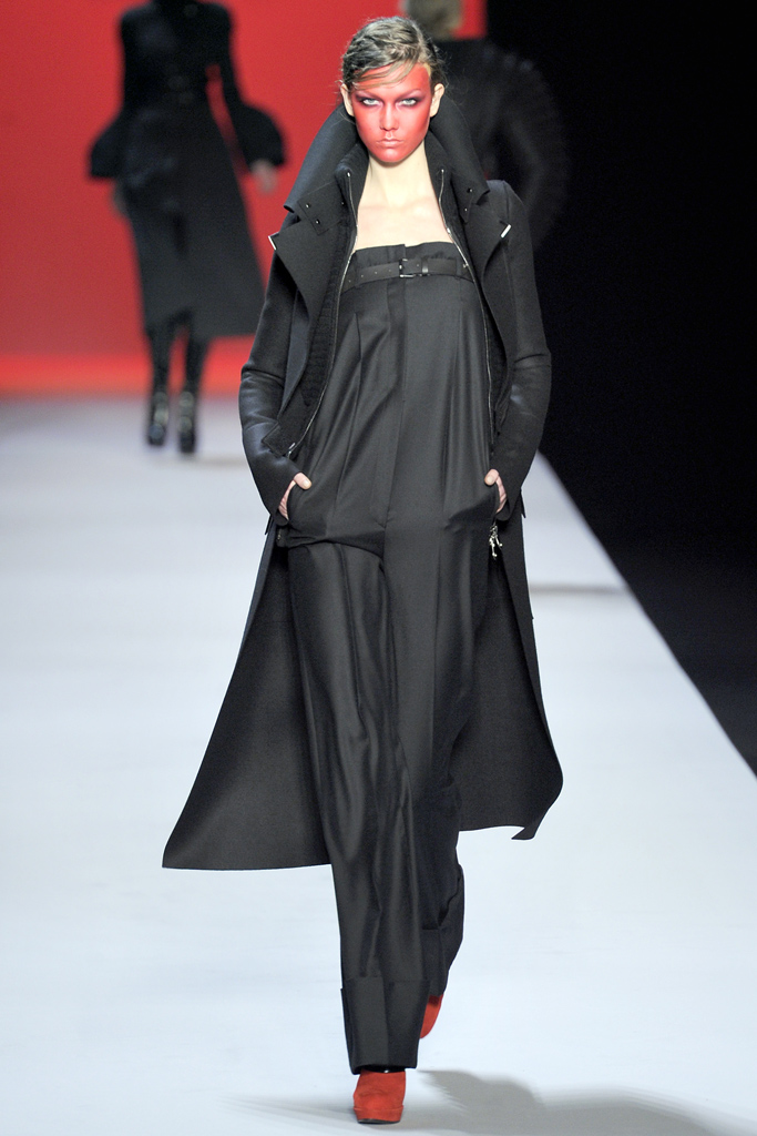 Viktor & Rolf 2011ﶬ DƬ