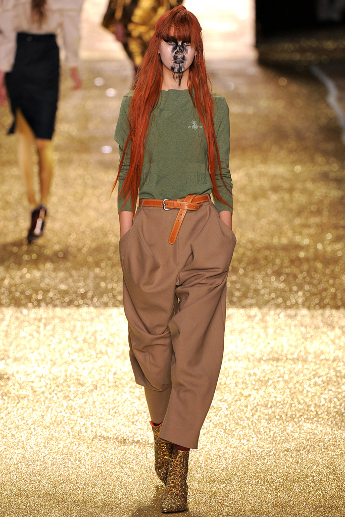 Vivienne Westwood 2011ﶬ DƬ
