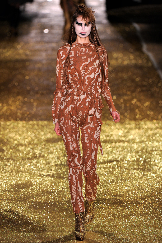 Vivienne Westwood 2011ﶬ DƬ