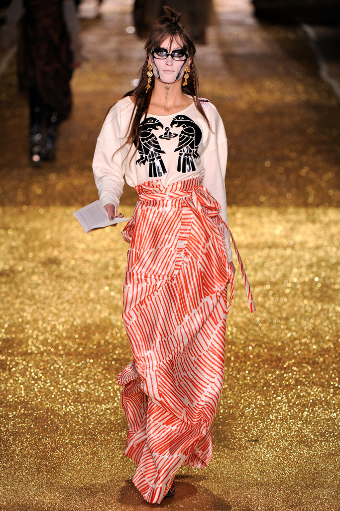 Vivienne Westwood 2011ﶬ DƬ