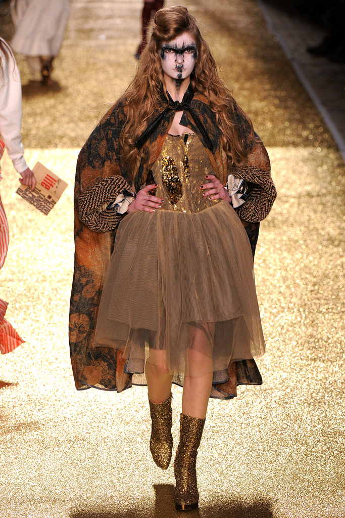Vivienne Westwood 2011ﶬ DƬ