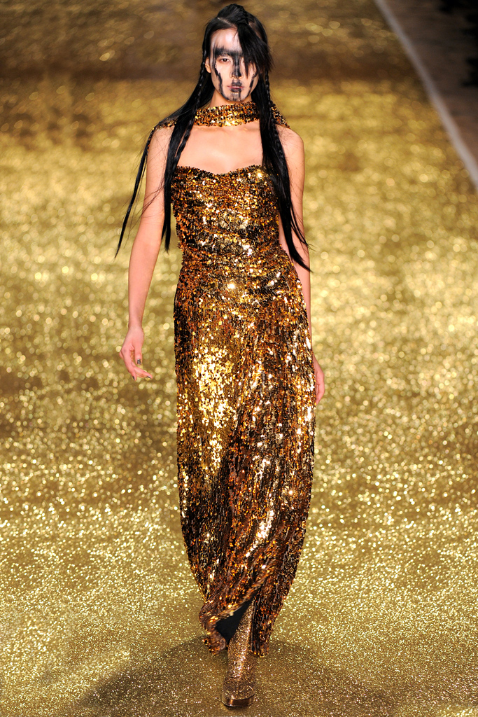 Vivienne Westwood 2011ﶬ DƬ