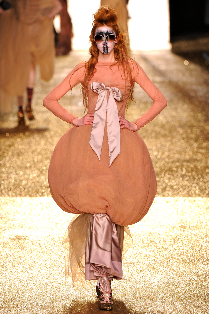 Vivienne Westwood 2011ﶬ DƬ