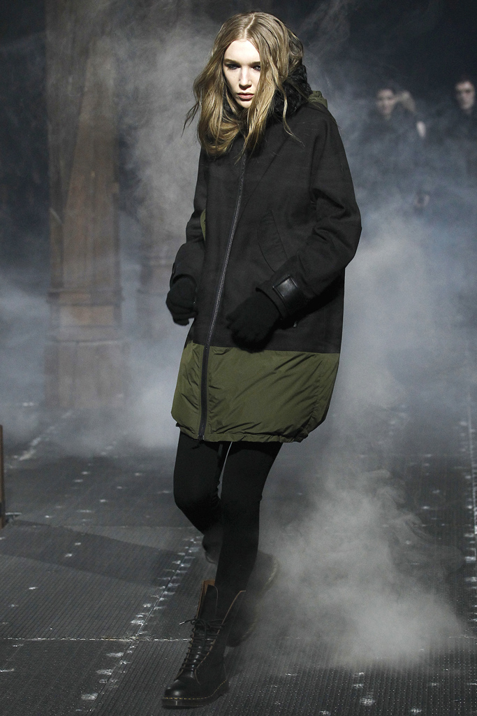 Moncler Gamme Rouge 2011ﶬ¸DƬ