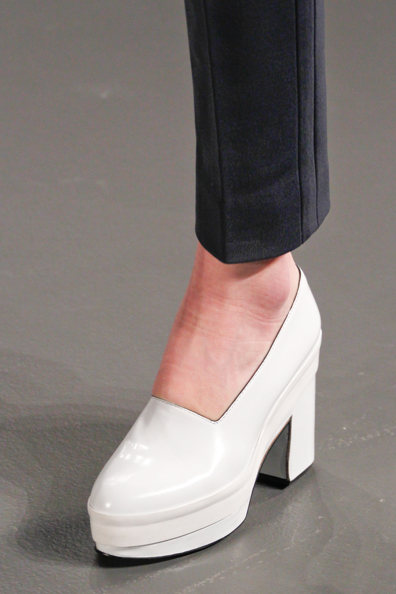 Calvin Klein 2011ﶬDƬ