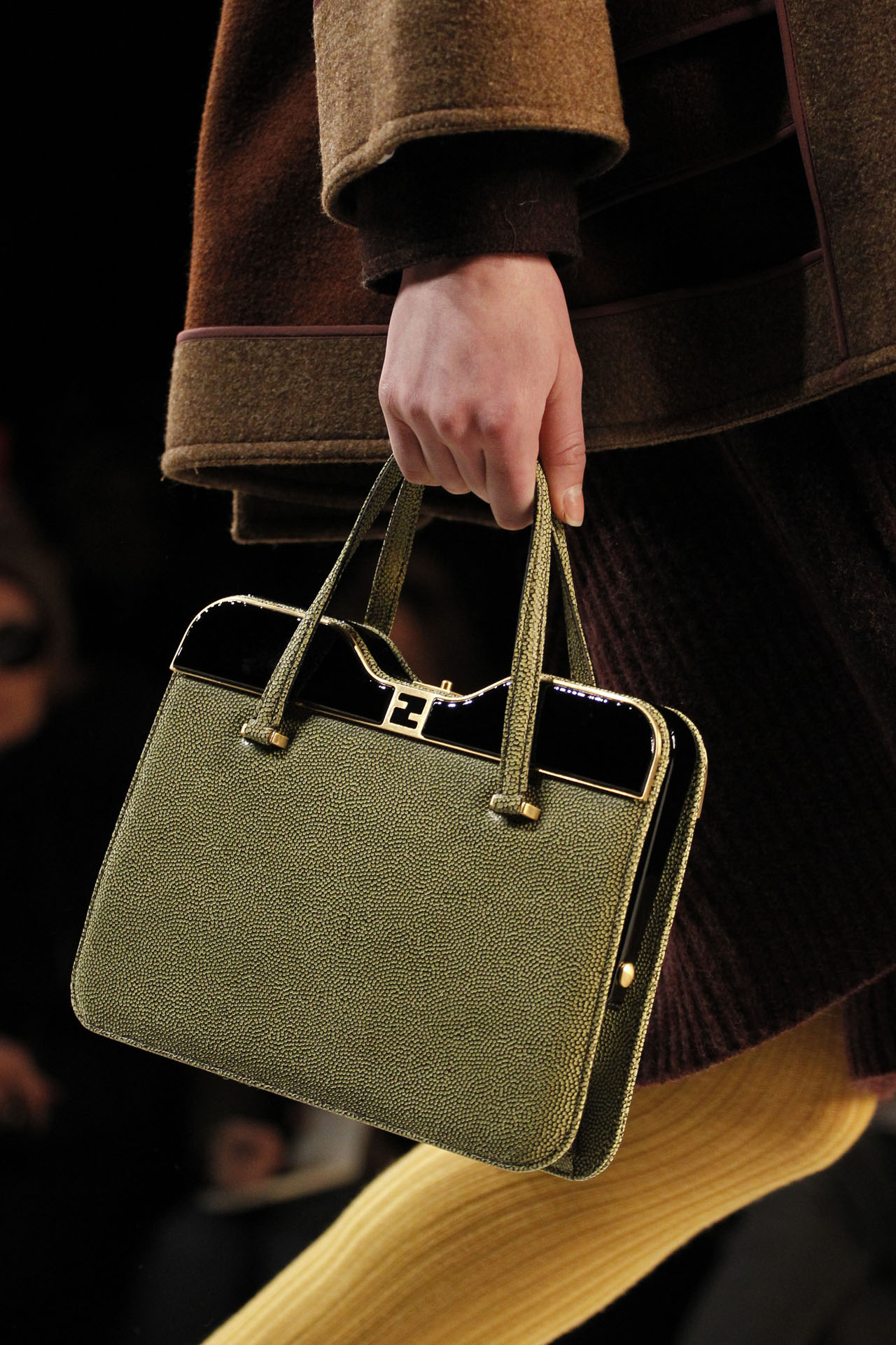Fendi 2011ﶬDƬ