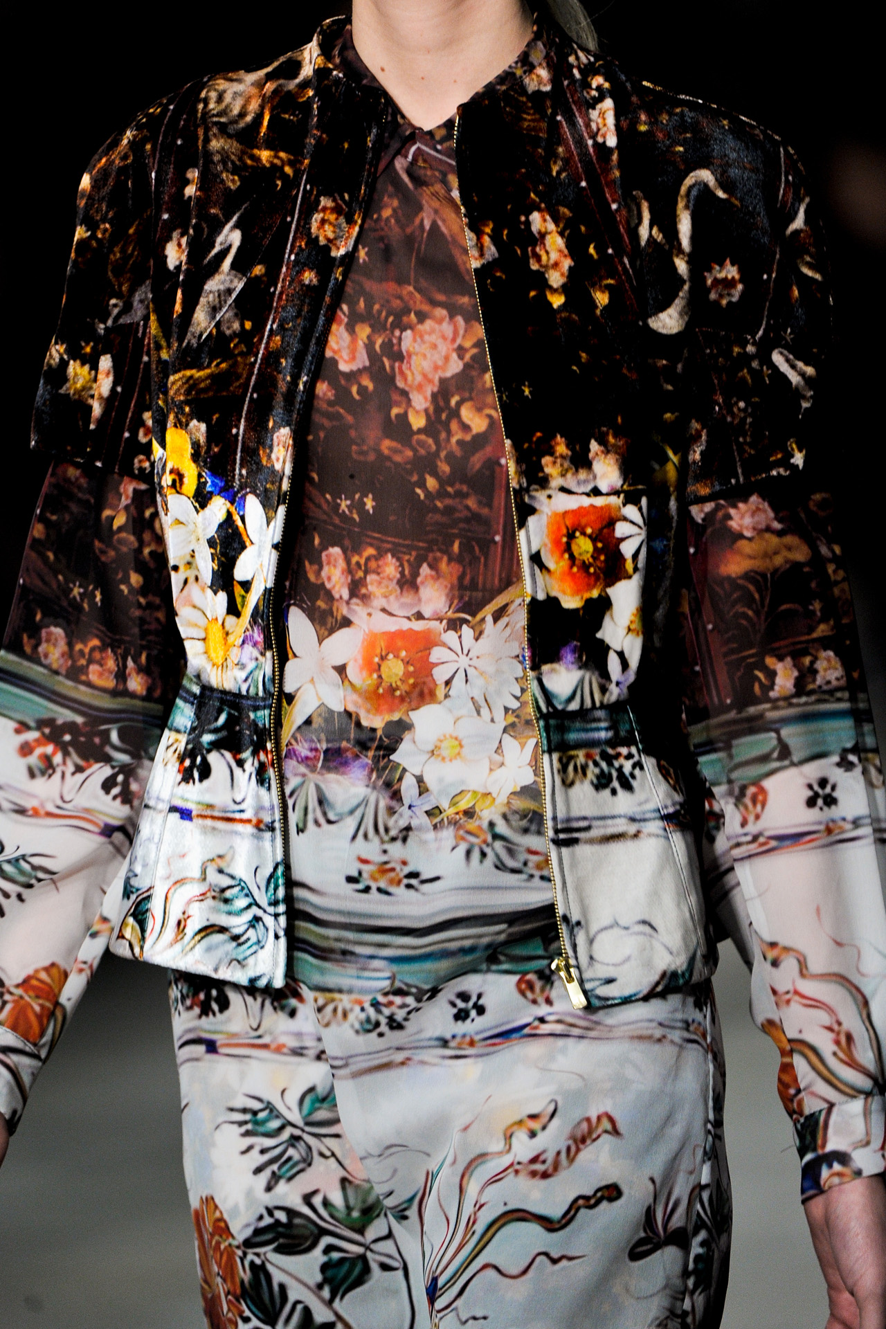Mary Katrantzou 2011ﶬ(ji)DƬ