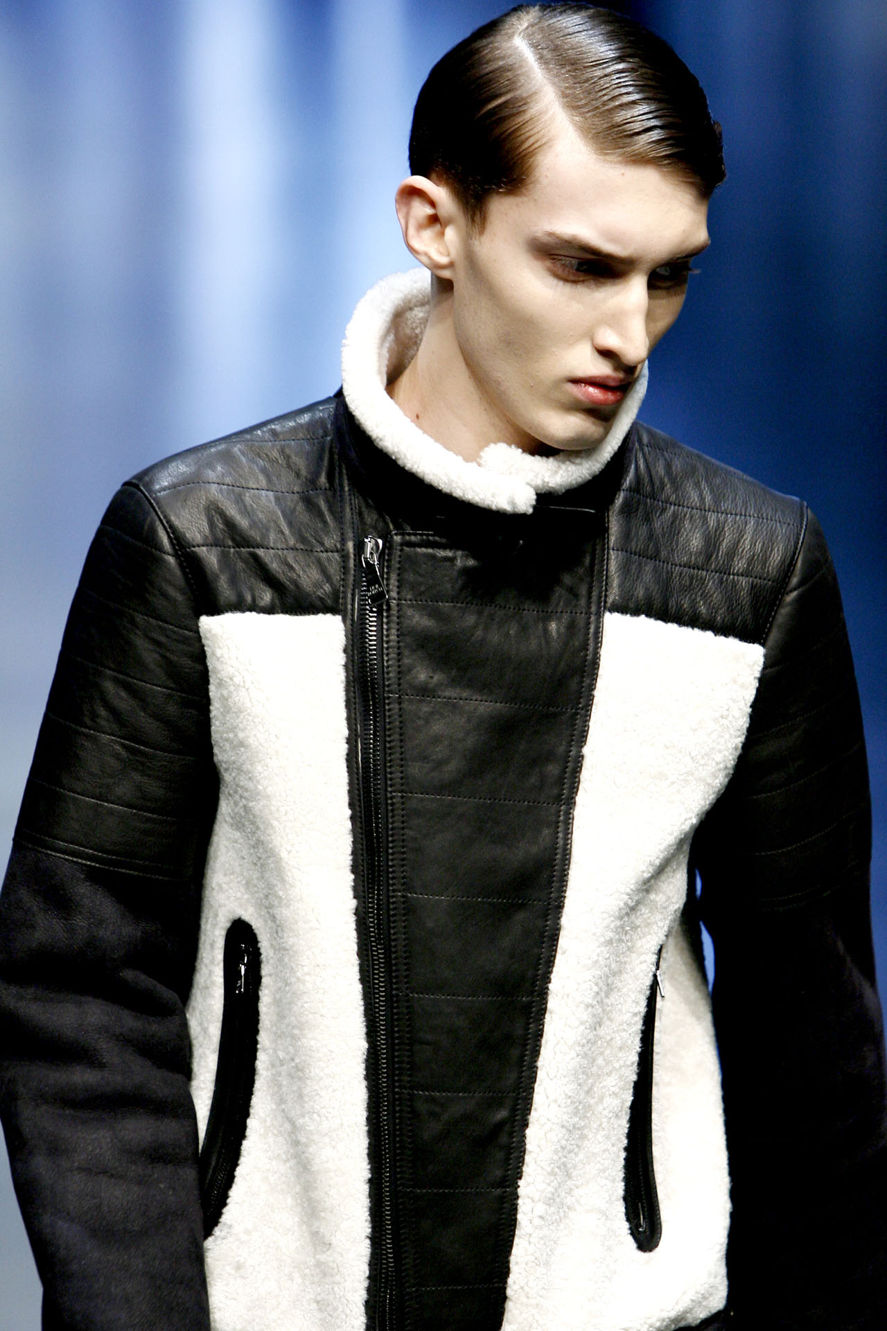 Neil Barrett 2011ﶬDƬ