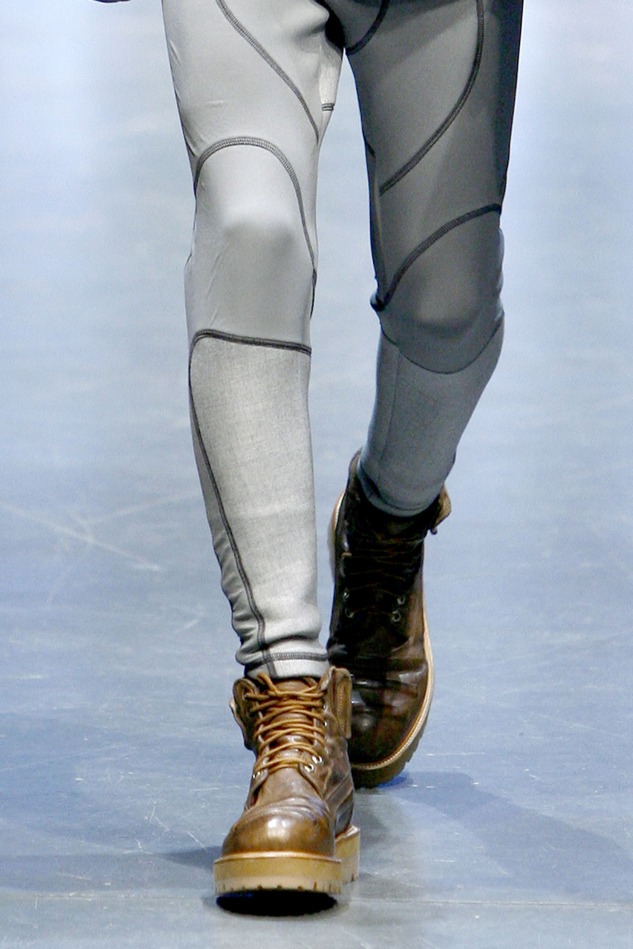 Neil Barrett 2011ﶬDƬ