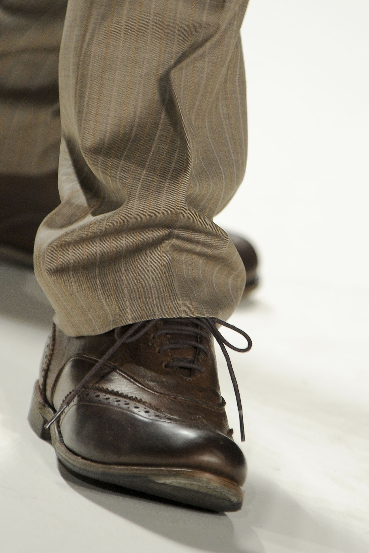 Perry Ellis 2011ﶬDƬ