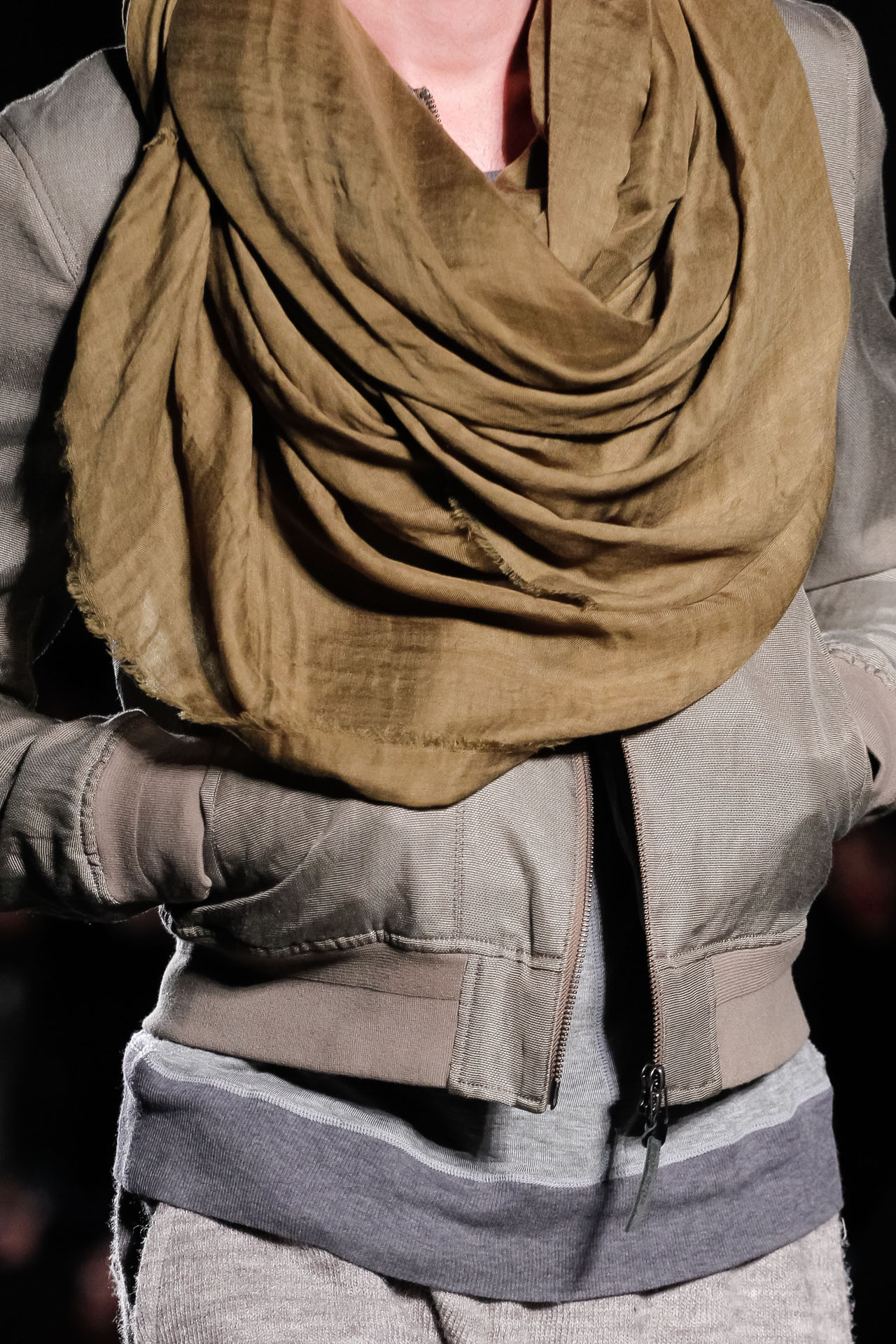 Robert Geller 2011ﶬDƬ