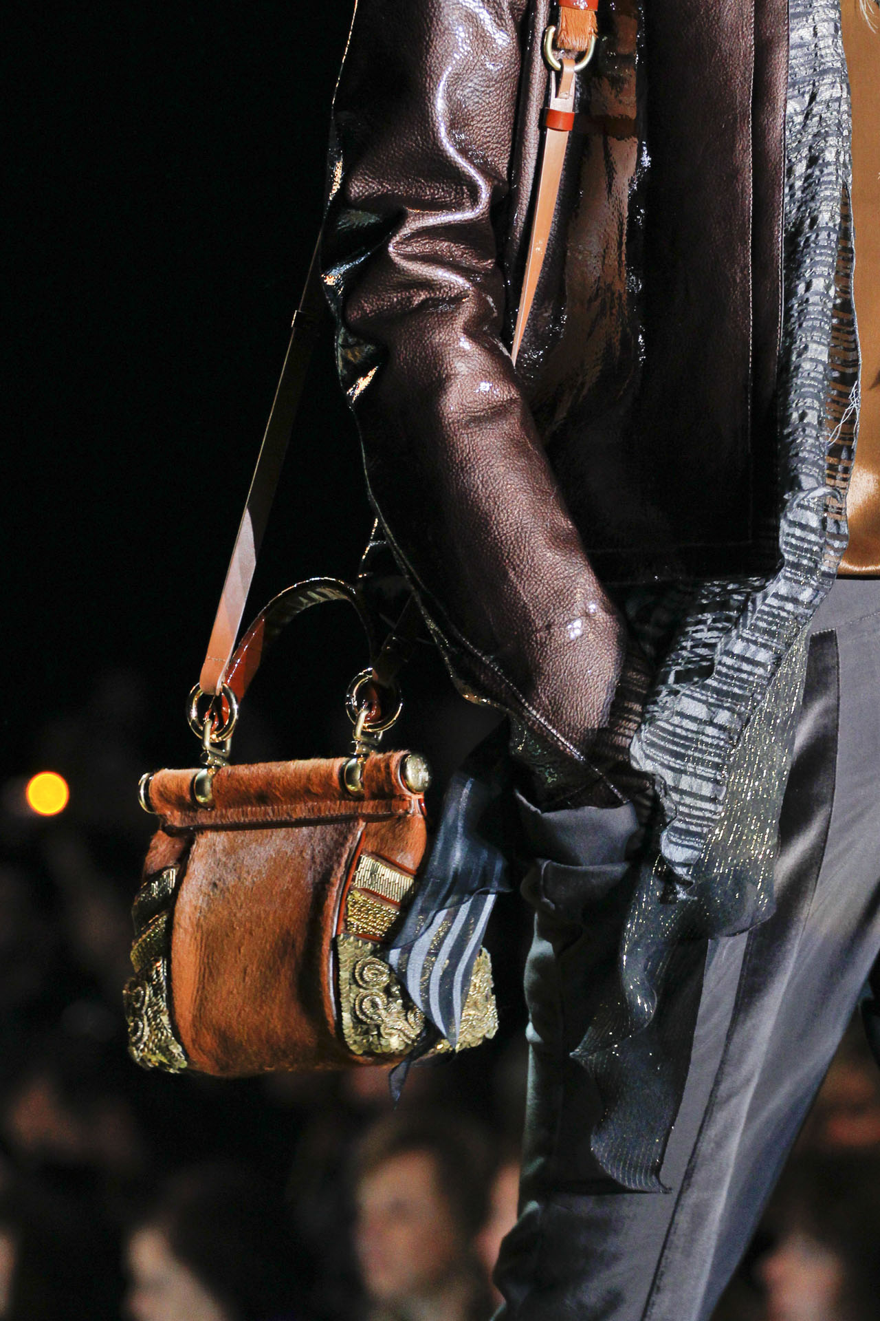 Roberto Cavalli 2011ﶬ(x)(ji)DƬ