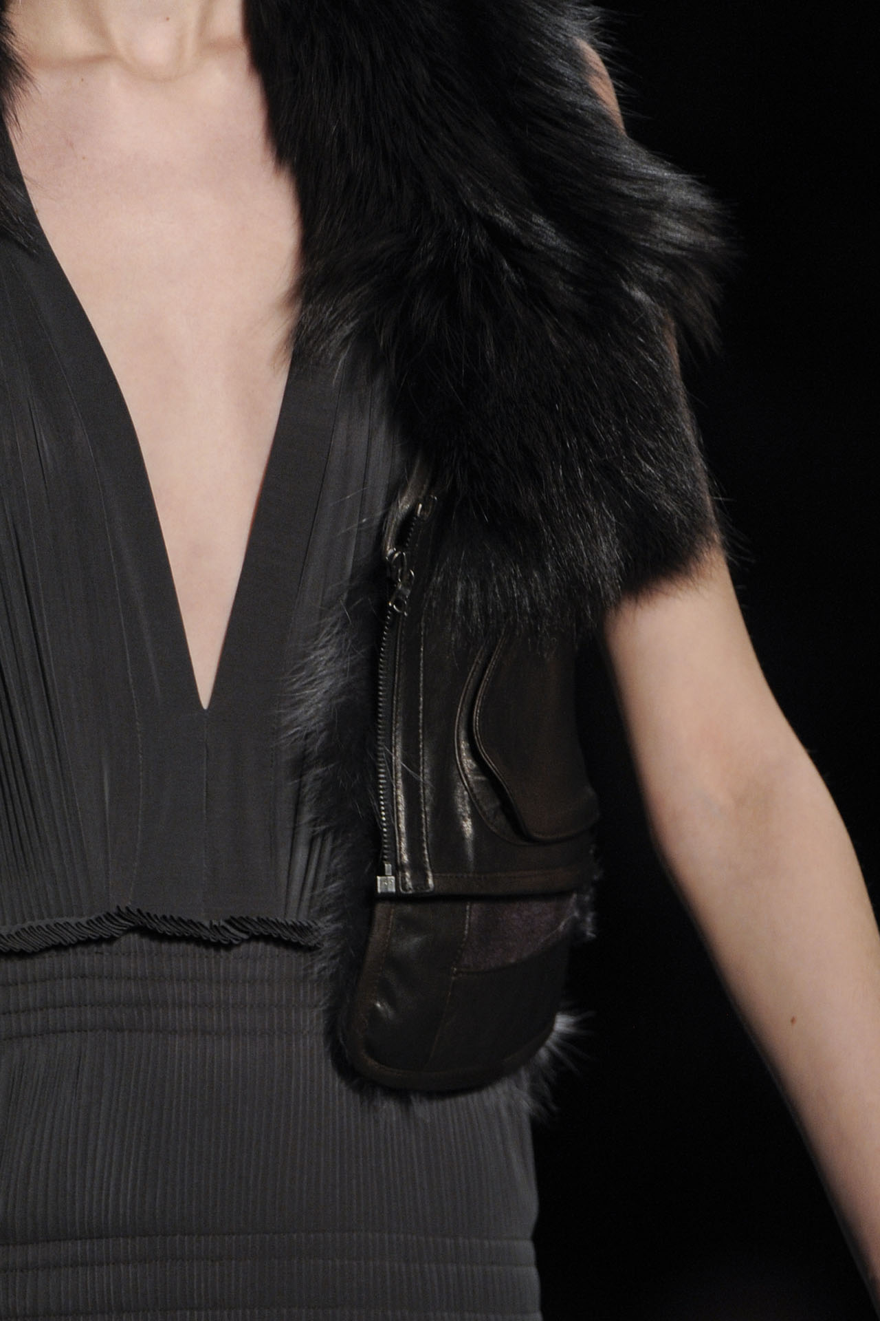 Vera Wang 2011ﶬ(x)(ji)DƬ