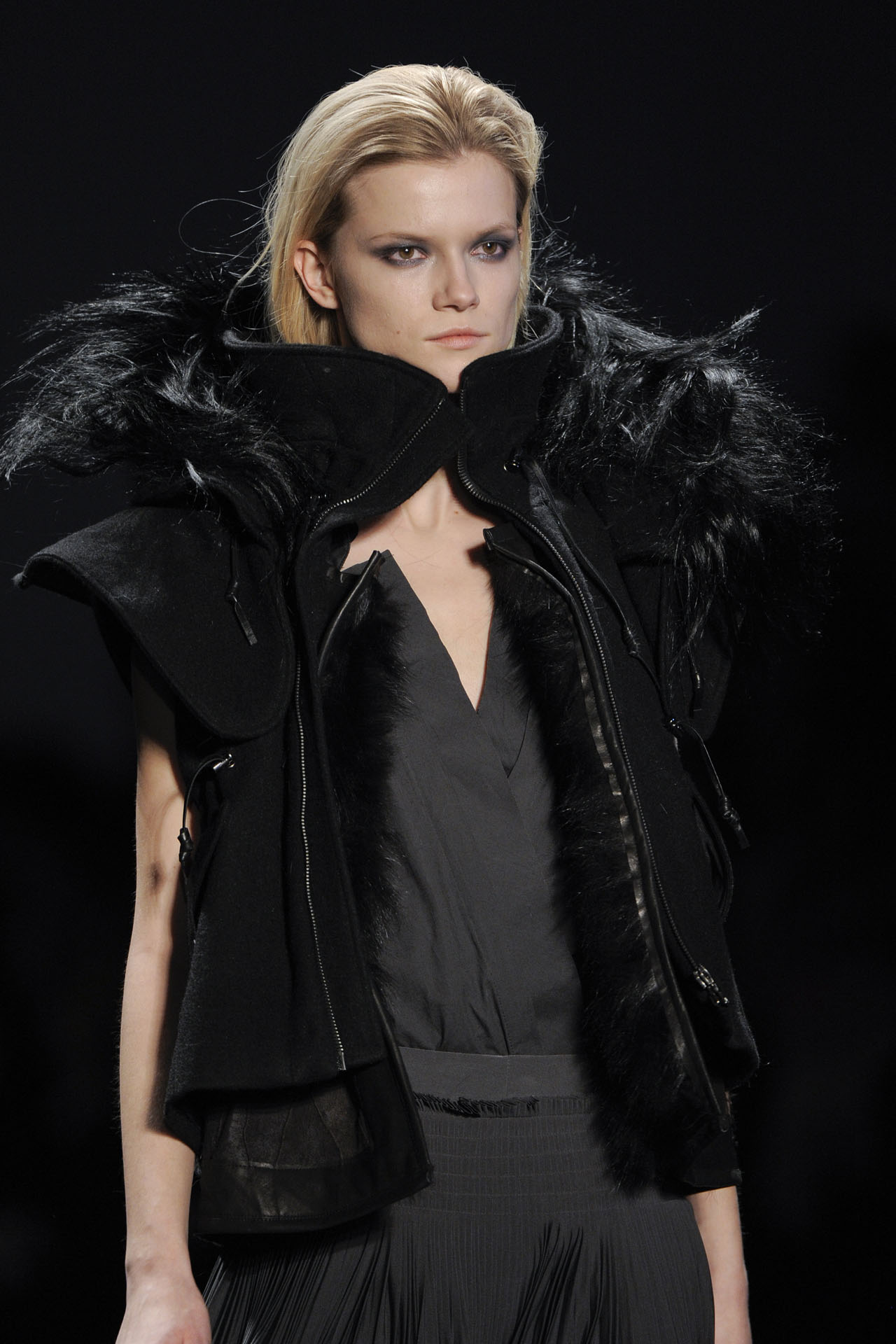 Vera Wang 2011ﶬDƬ