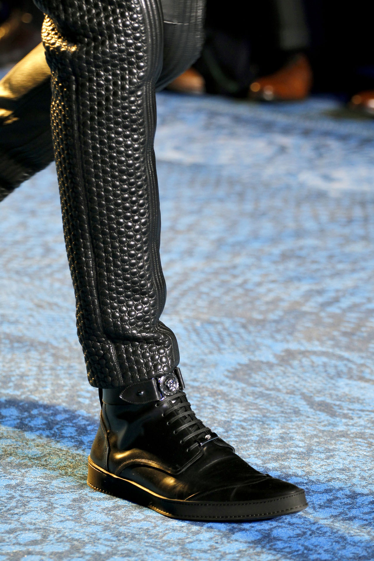 Versace 2011ﶬbDƬ
