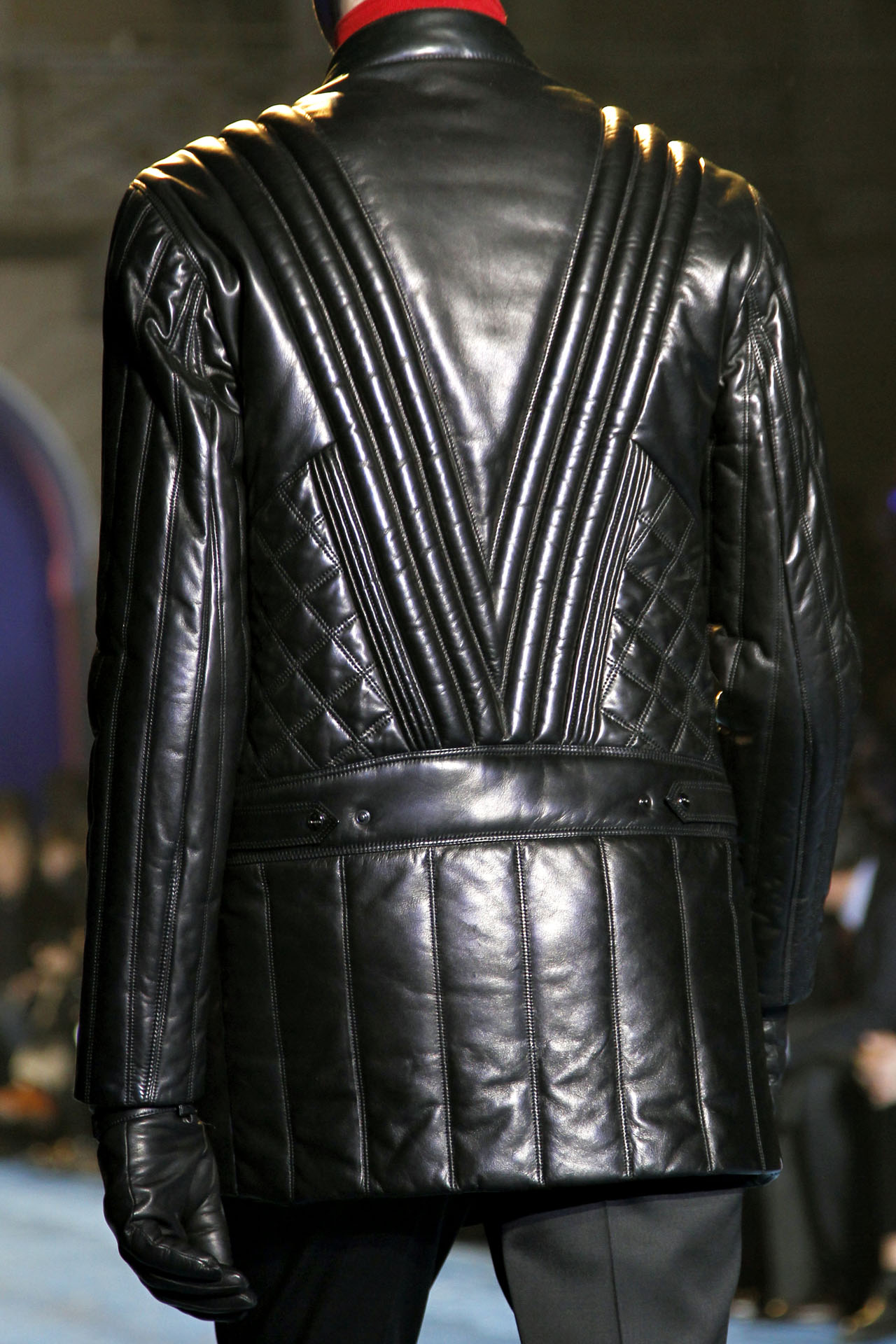 Versace 2011ﶬbDƬ
