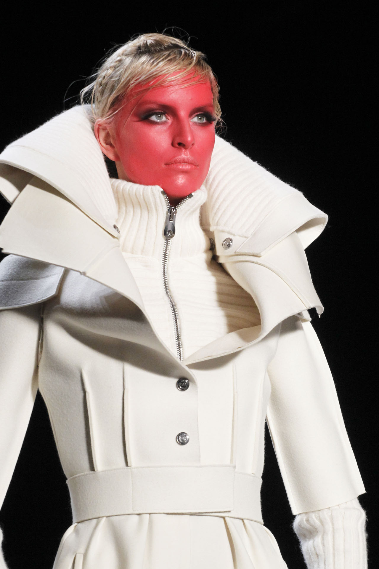 Viktor & Rolf 2011ﶬ(ji)DƬ