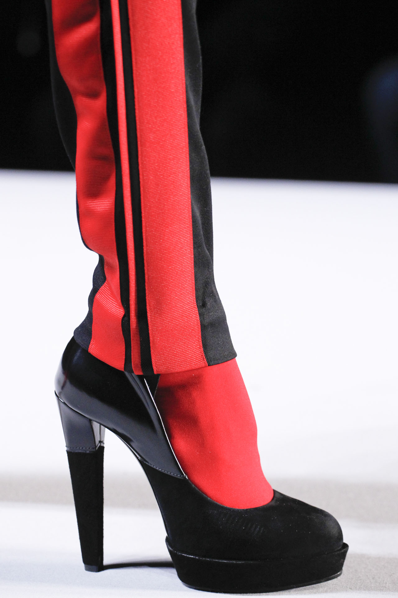 Viktor & Rolf 2011ﶬDƬ