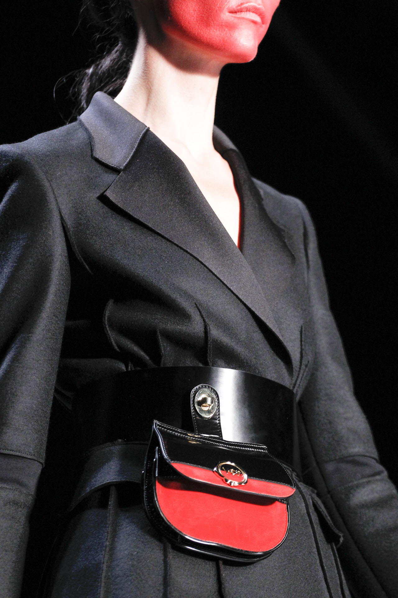 Viktor & Rolf 2011ﶬDƬ