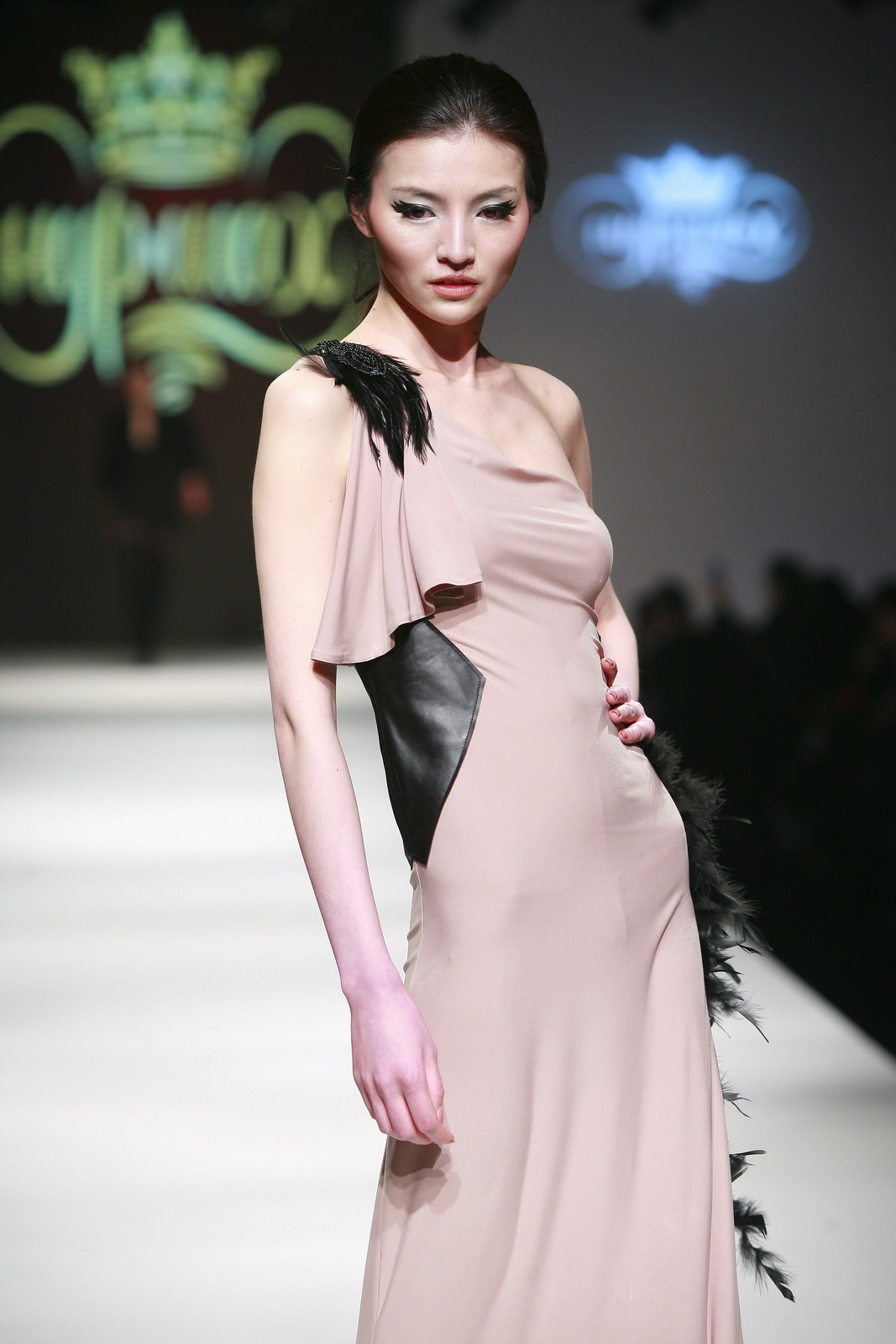 Nur-Shah by Fariza Kaiseneva 2011ﶬDƬ