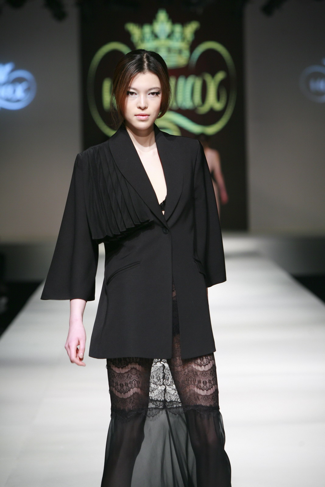 Nur-Shah by Fariza Kaiseneva 2011ﶬDƬ