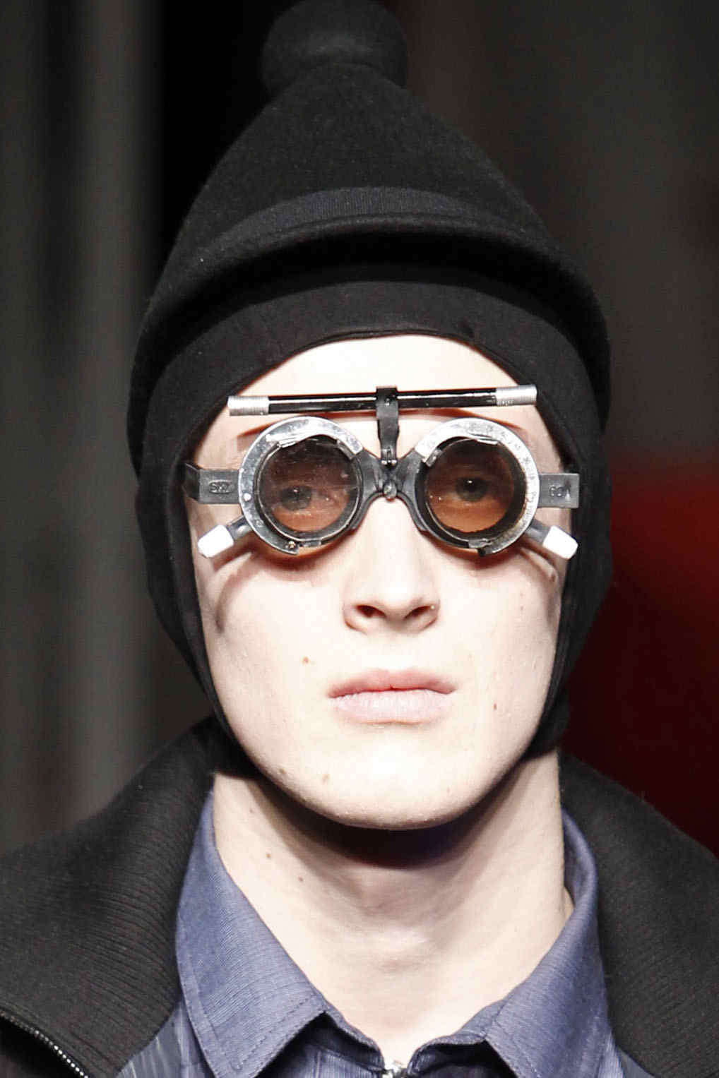 Henrik Vibskov 2011ﶬbDƬ