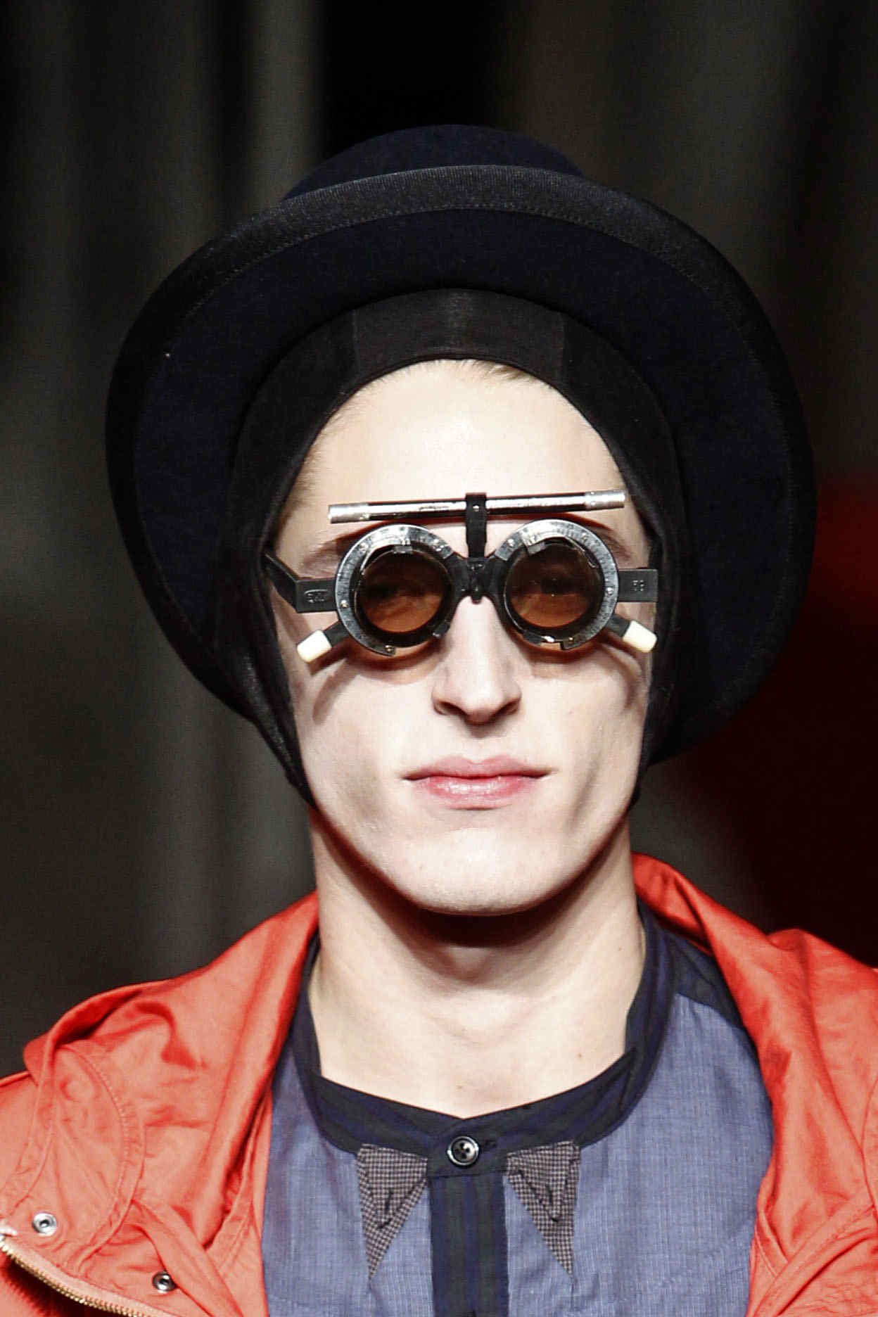 Henrik Vibskov 2011ﶬbDƬ