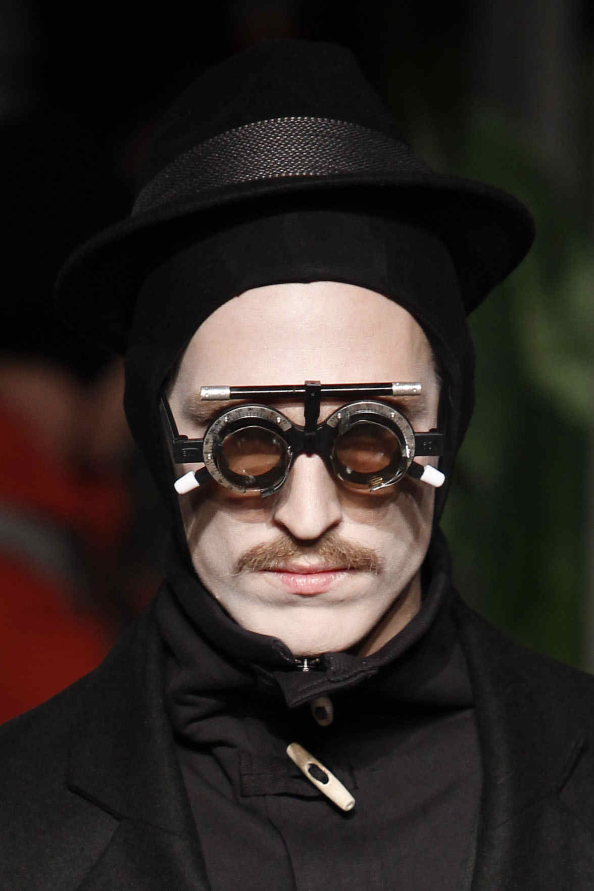 Henrik Vibskov 2011ﶬbDƬ