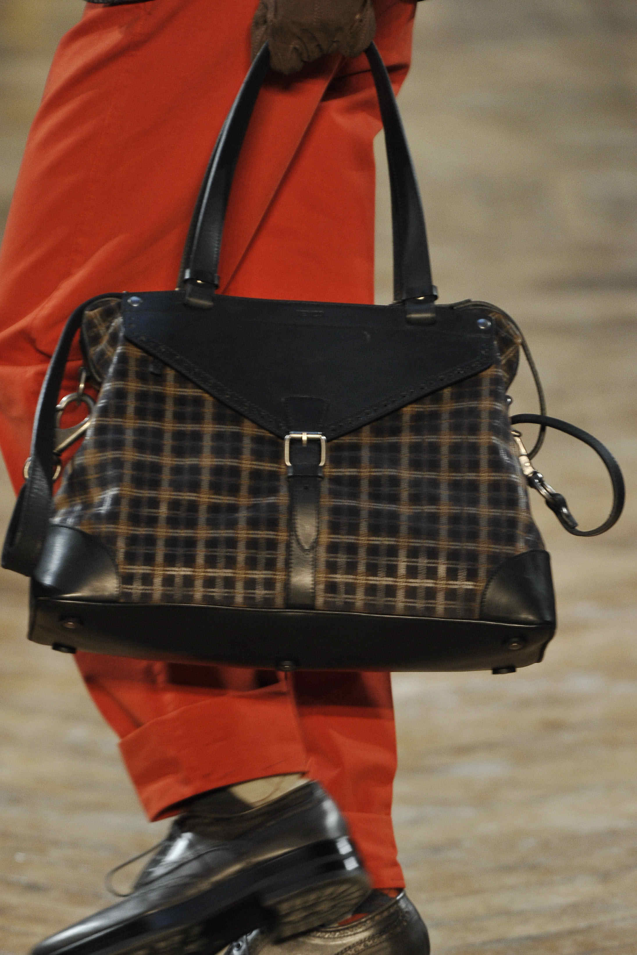 Kenzo 2011ﶬbDƬ