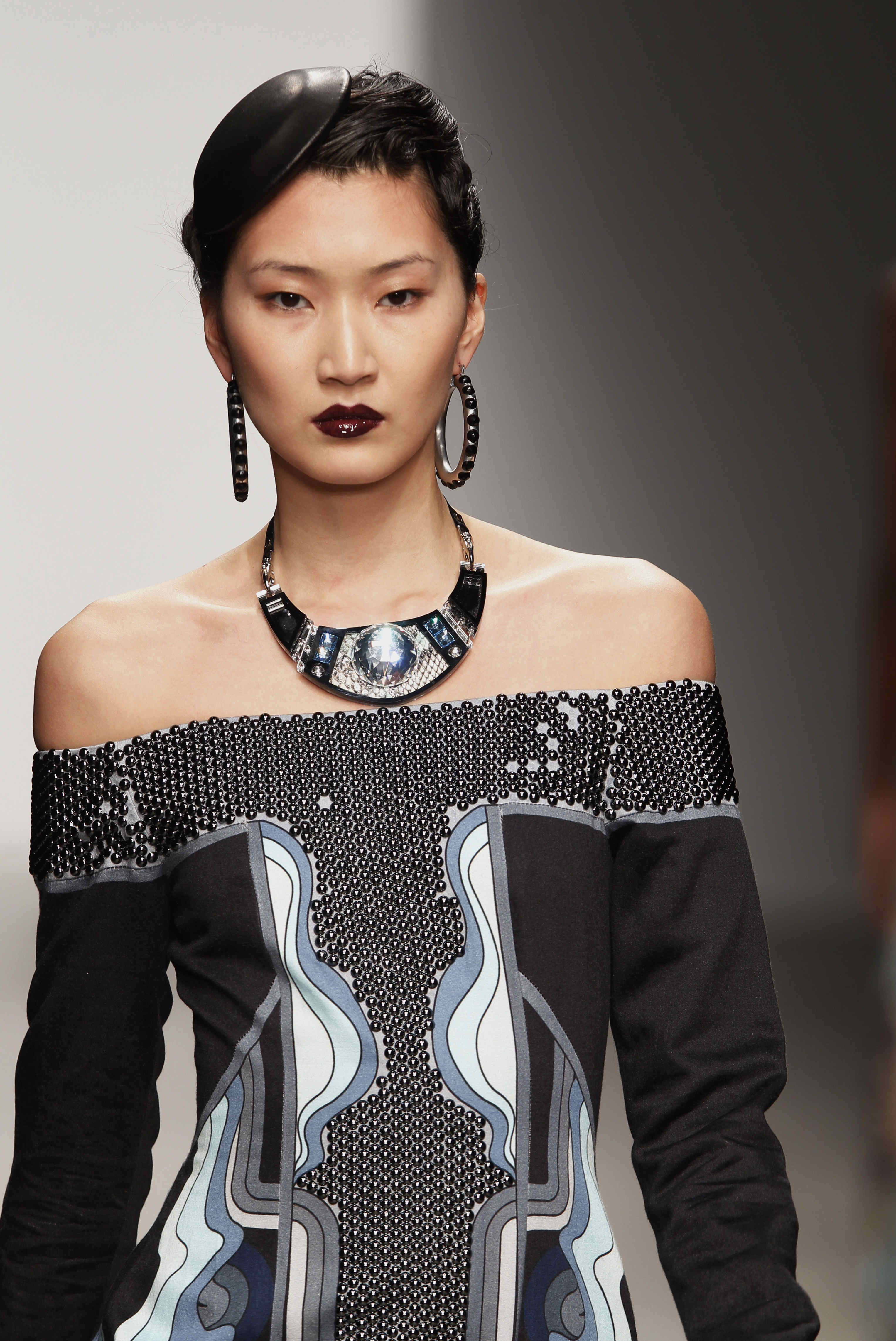 Holly Fulton 2011ﶬŮʿDƬ