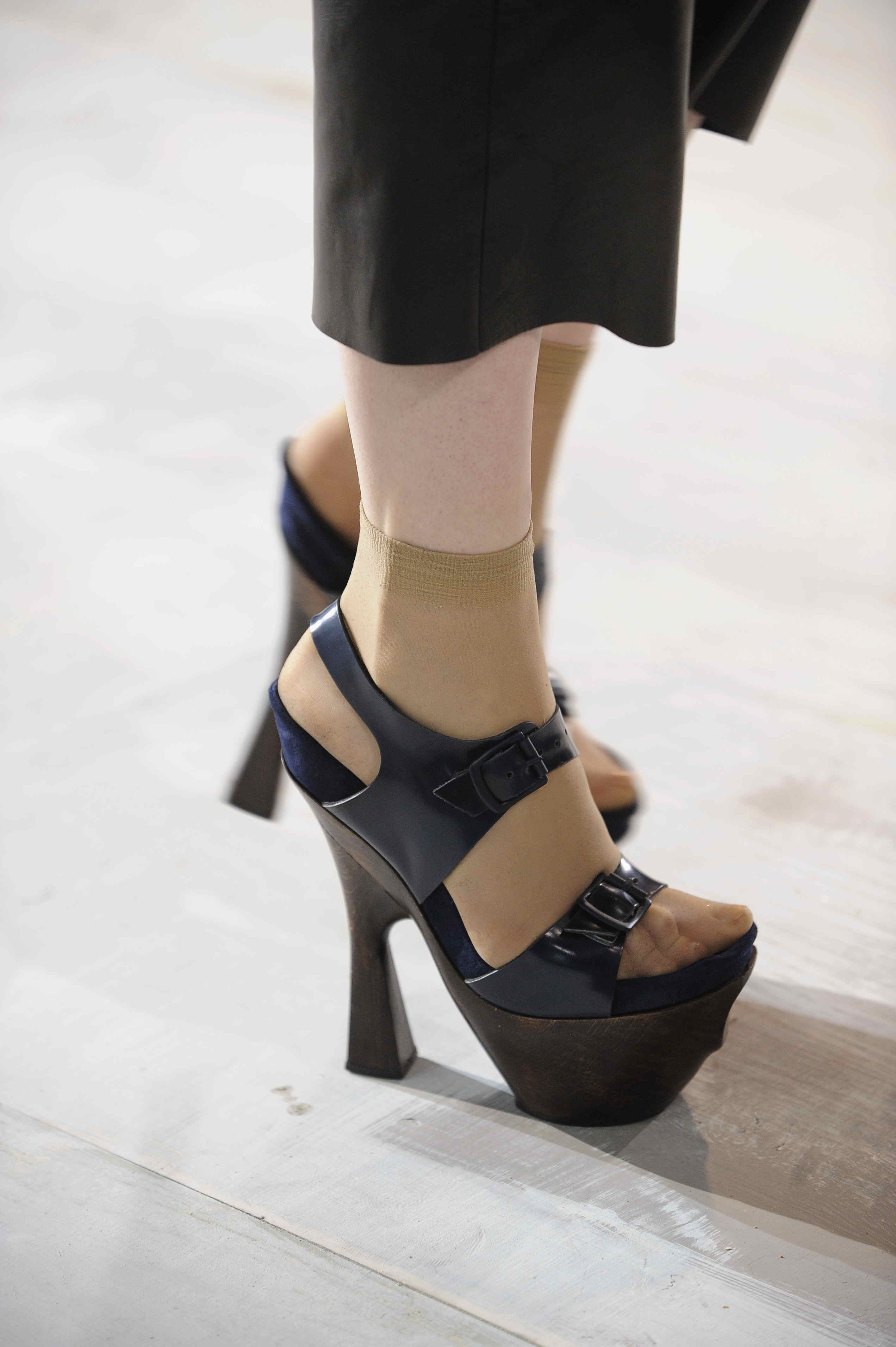 Acne 2011ﶬŮʿЬĸDƬ