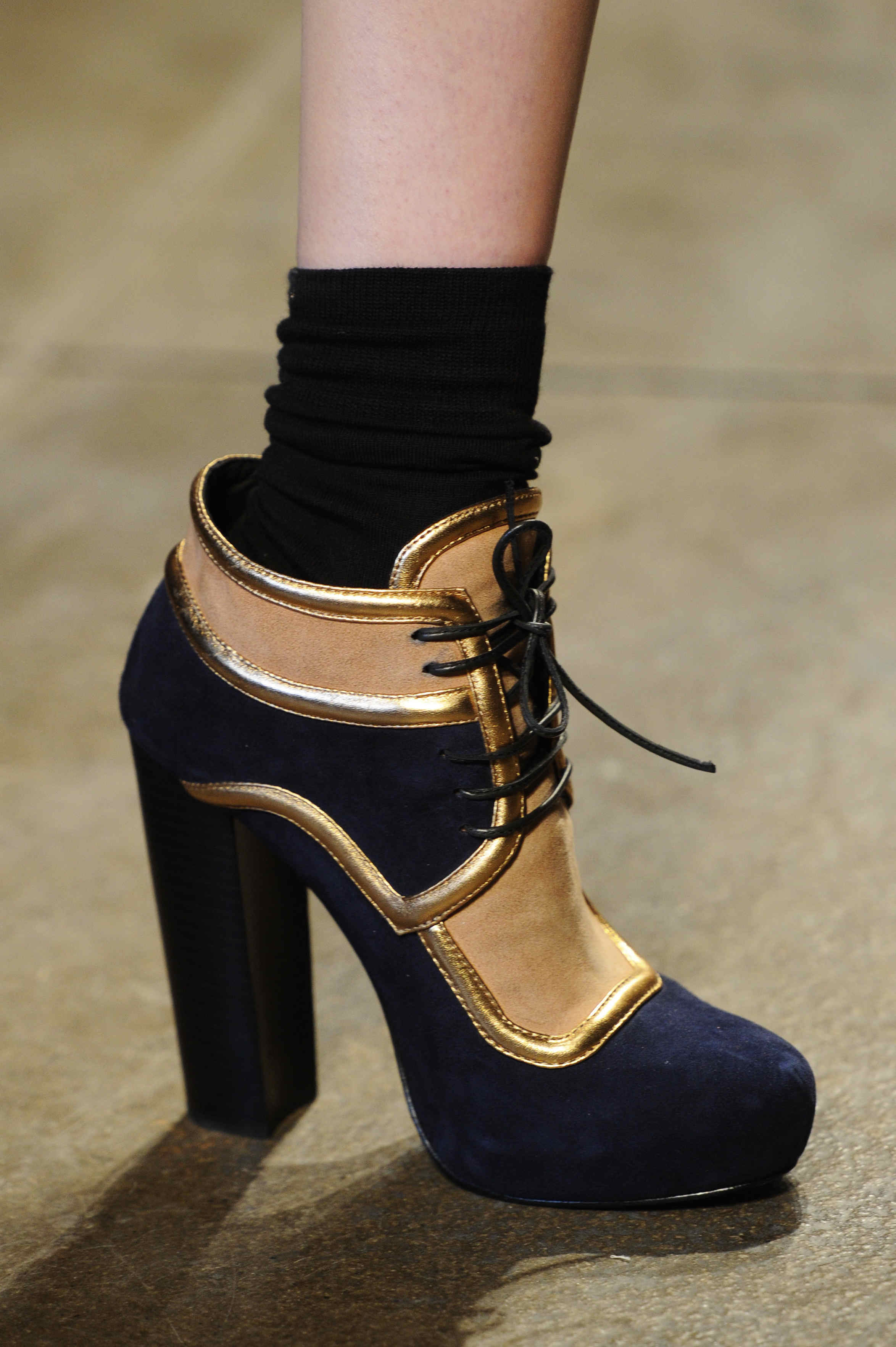 DKNY 2011ﶬŮʿЬĸDƬ