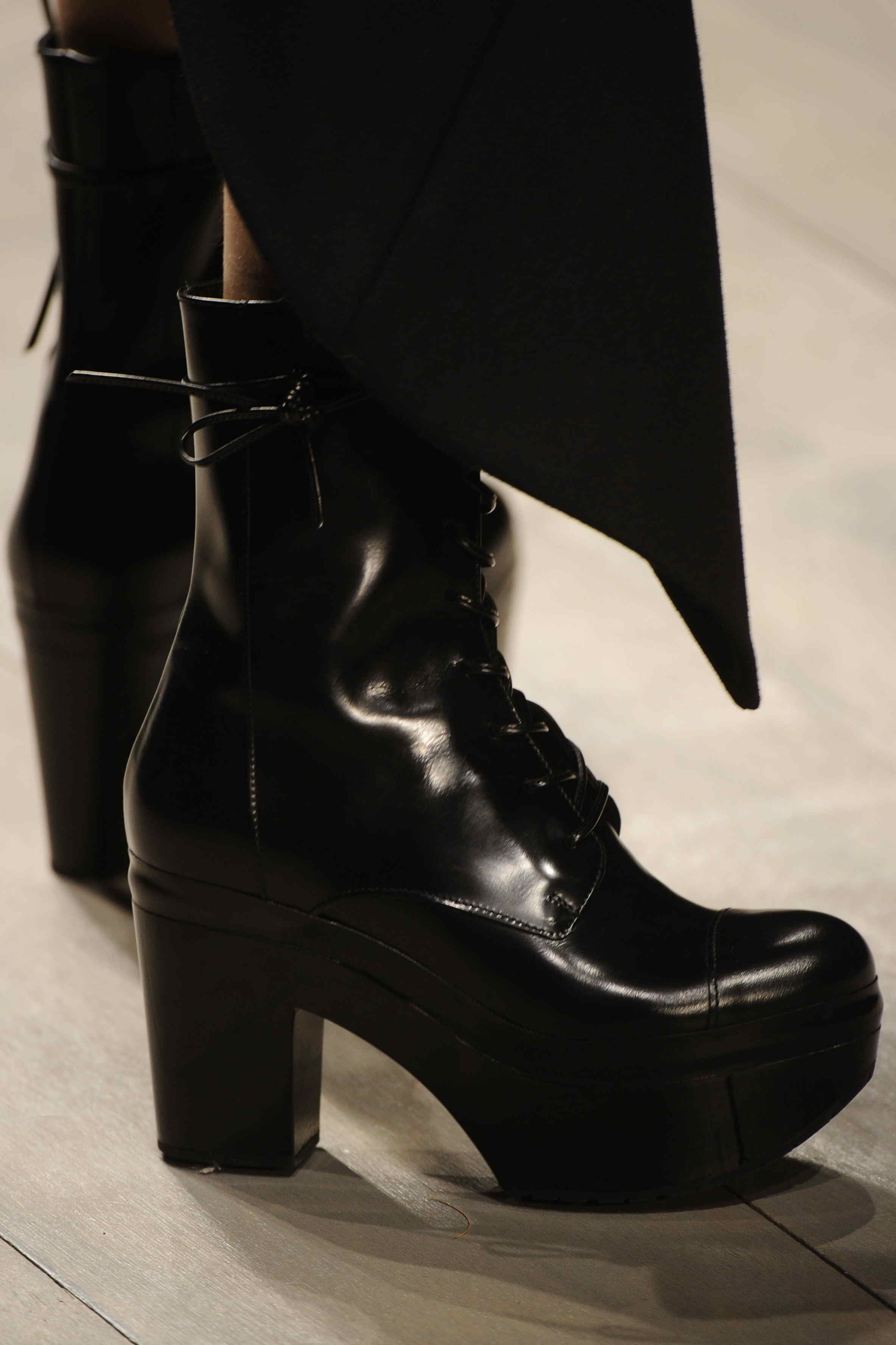 John Rocha 2011秋冬女士鞋履