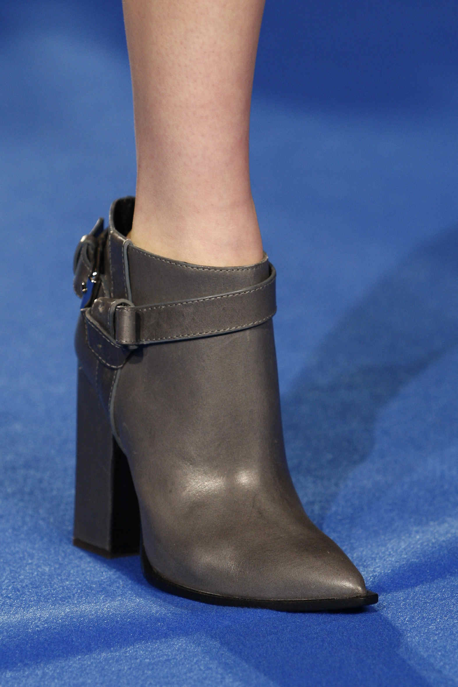 Thakoon 2011ﶬŮʿЬĸDƬ