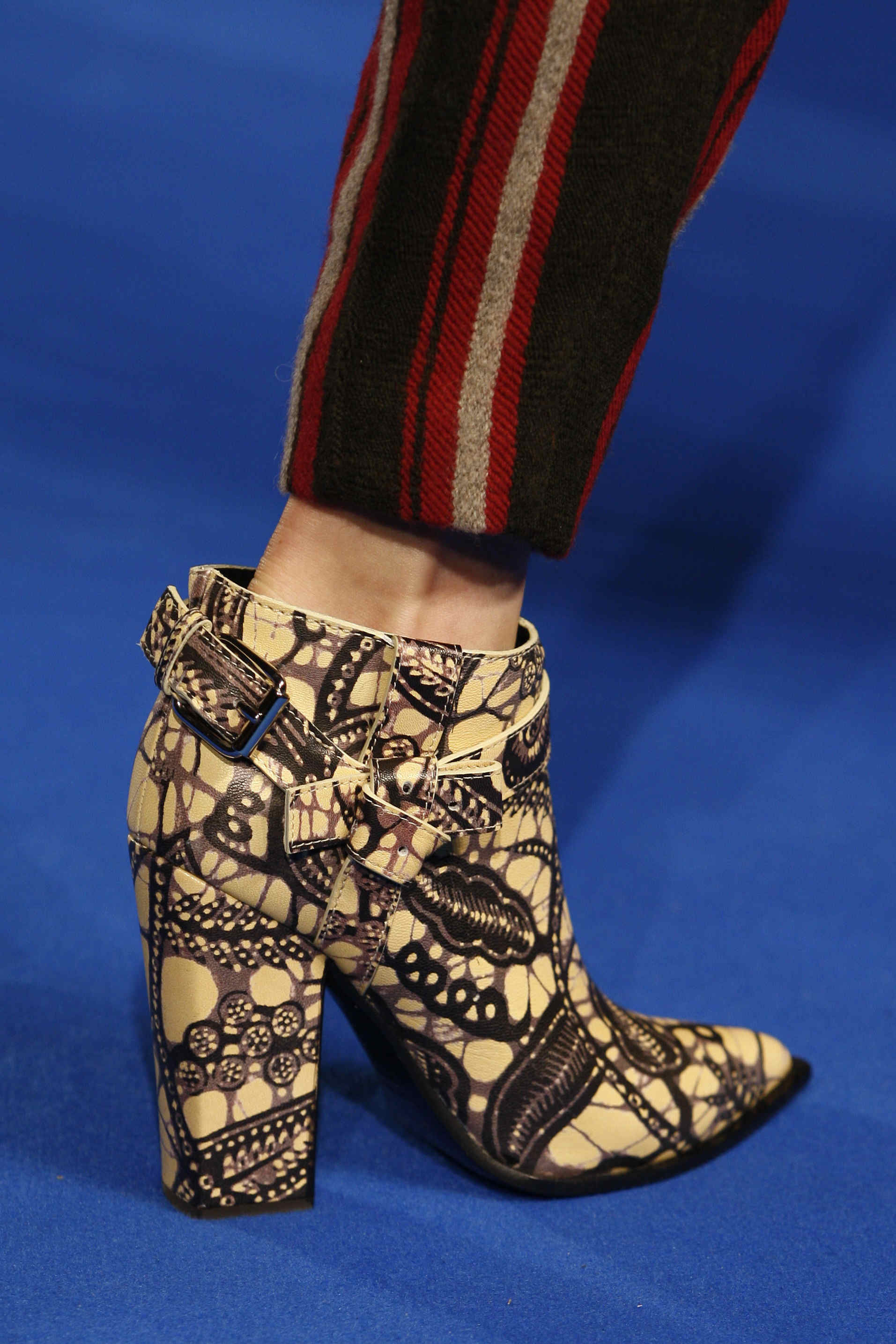 Thakoon 2011ﶬŮʿЬĸDƬ