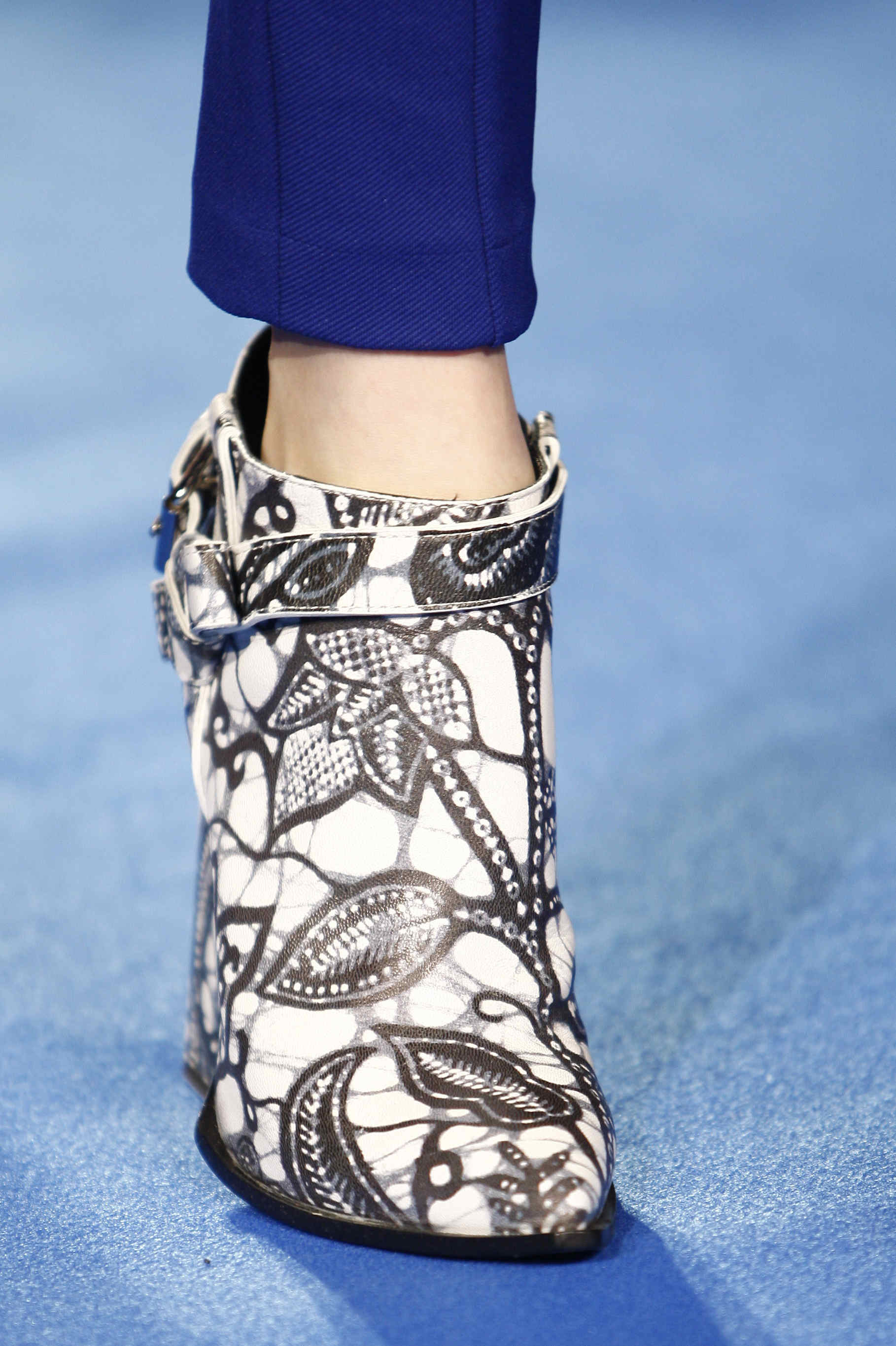 Thakoon 2011ﶬŮʿЬĸDƬ