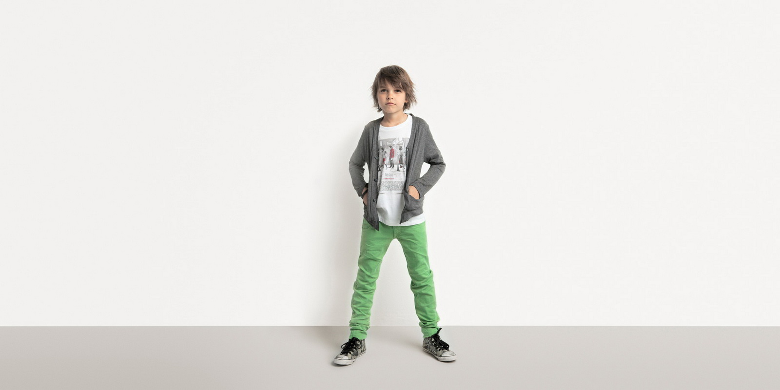 Zara trfyoungϵ2011ͯbLookbookDƬ