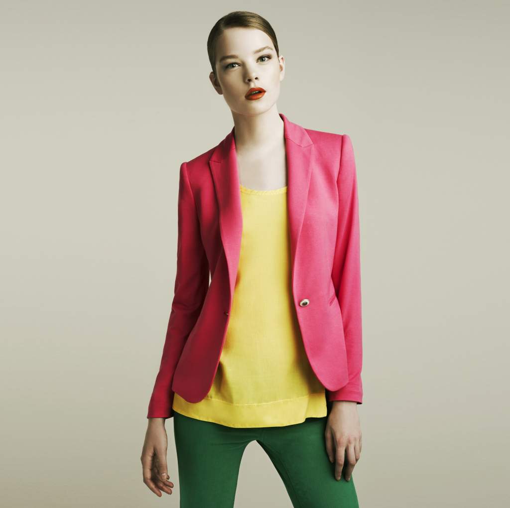 Zara 2011 ŮbLookbookDƬ