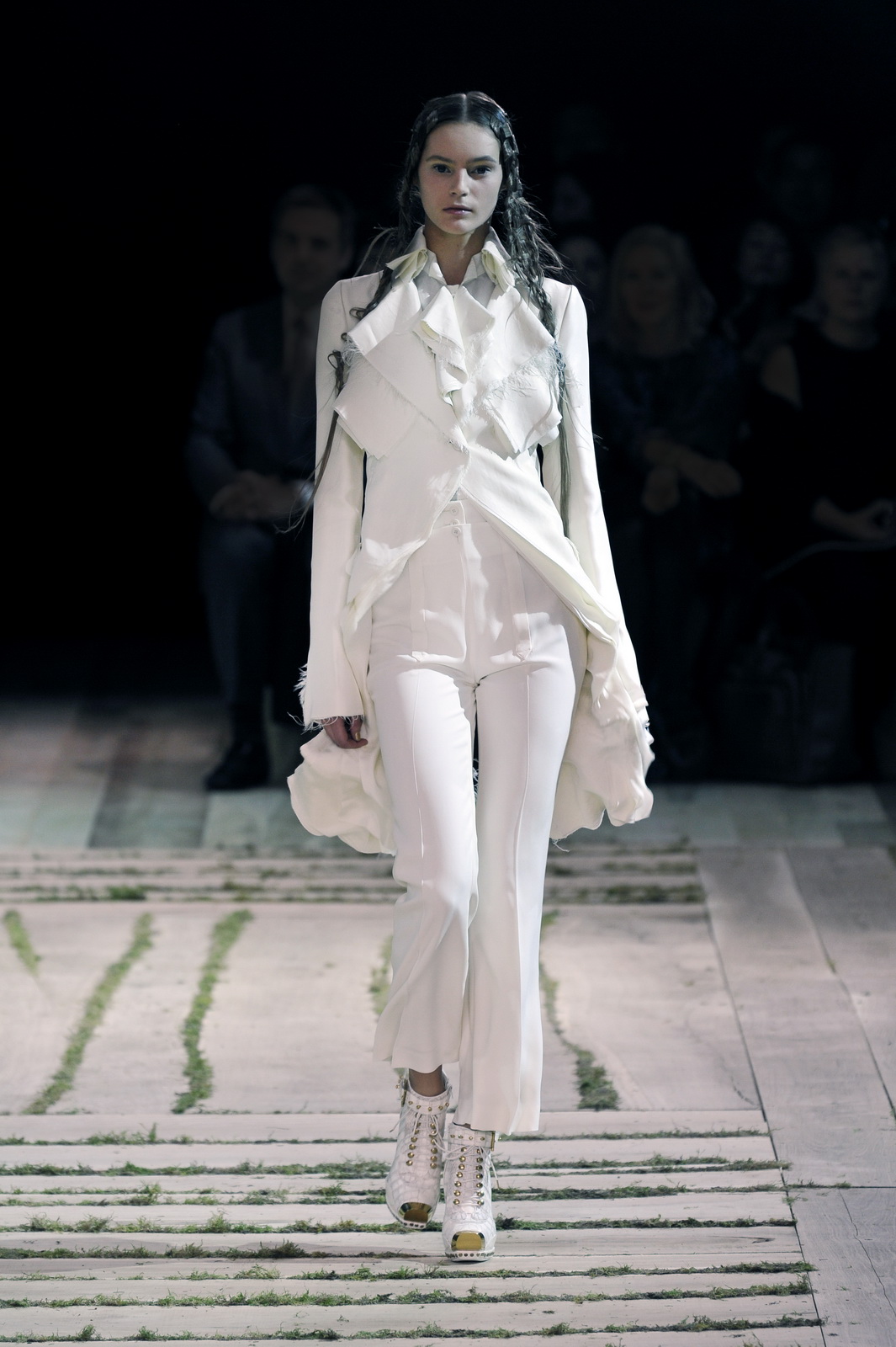 Alexander McQueen 11春夏女裝 秀場