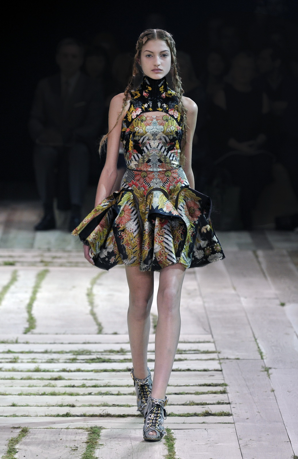 Alexander McQueen 11ŮbDƬ