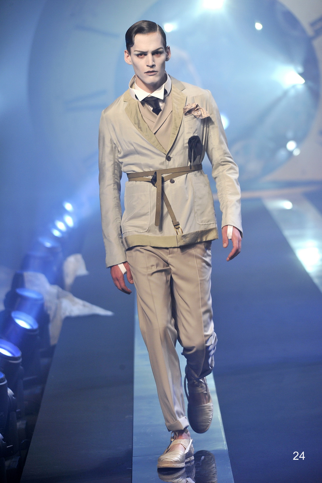 John Galliano 11bDƬ