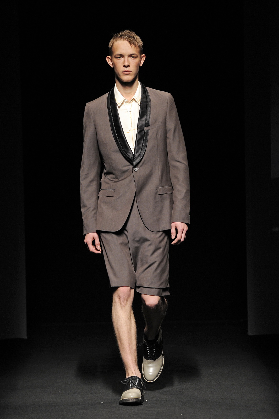 MIHARA YASUHIRO 11bDƬ