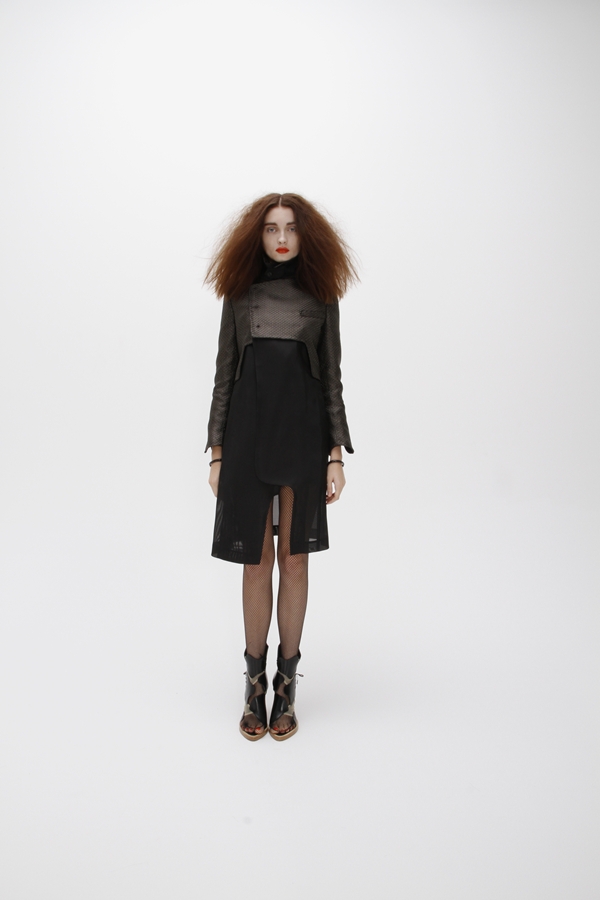 TOGA 11Ůb LookbookDƬ