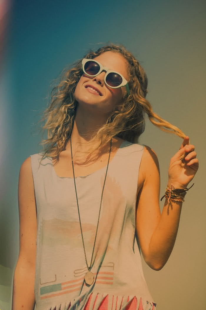 LF Stores Fearless Future 2011LookbookDƬ
