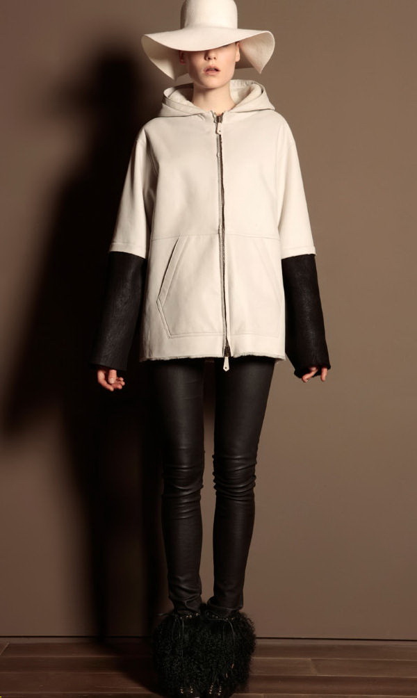 Trussardi 2011ﶬLookbookDƬ