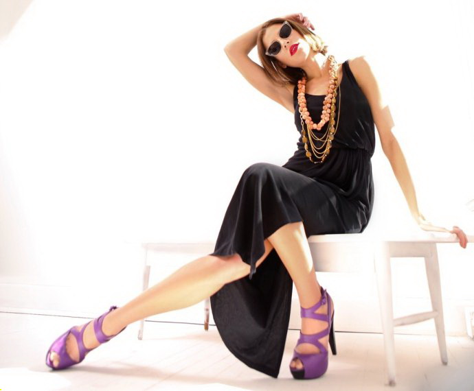 Alice + Olivia 2011 LookBookDƬ