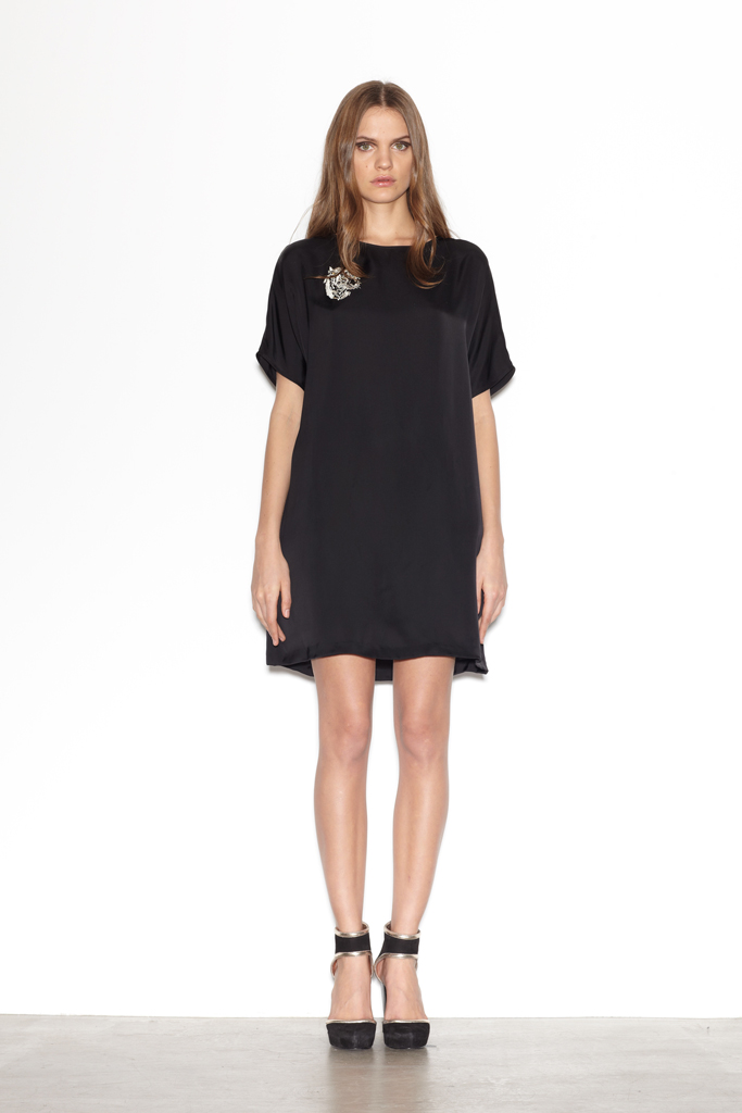 DKNY 2012紺LookbookDƬ