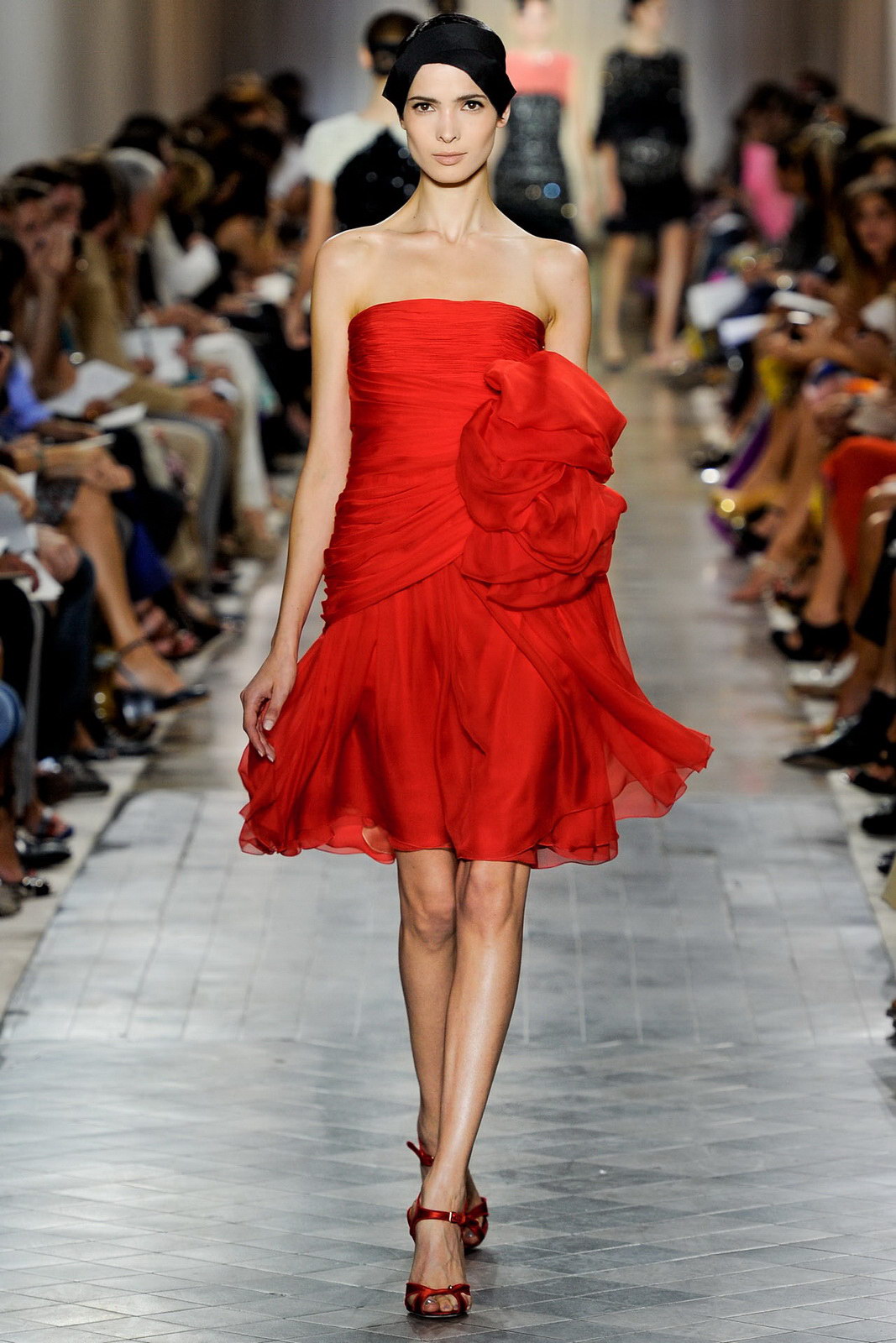 Giambattista Valli 2011ﶬ߼(j) DƬ