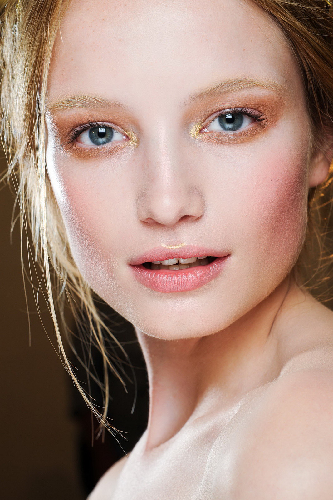 Valentino  2011ﶬ߼ƺ_ DƬ